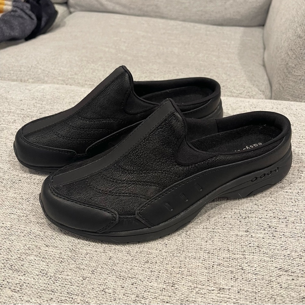 EASY SPIRIT TRAVELTIME BLACK SLIP ON CLOG SIZE 8 M